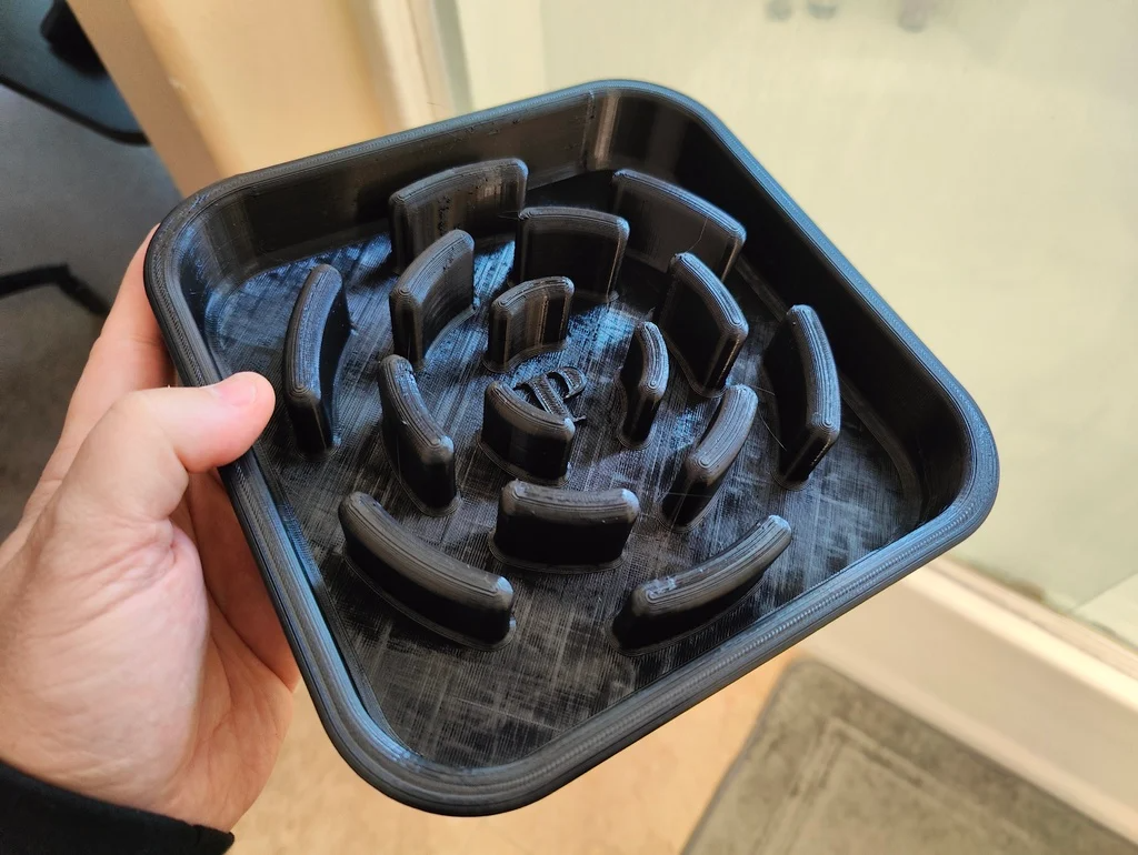 Slow feeder pet bowl